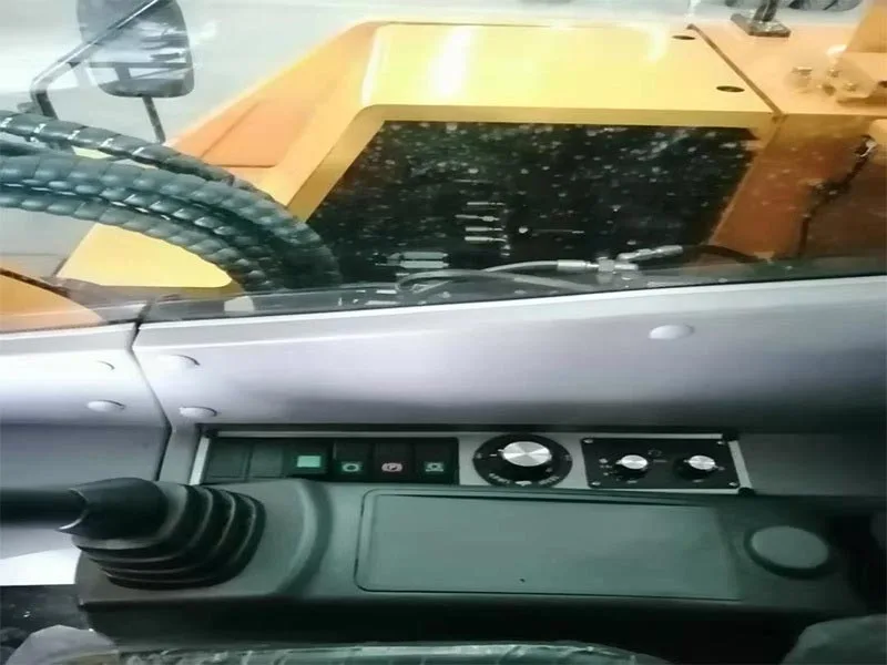 Колесный Экскаватор